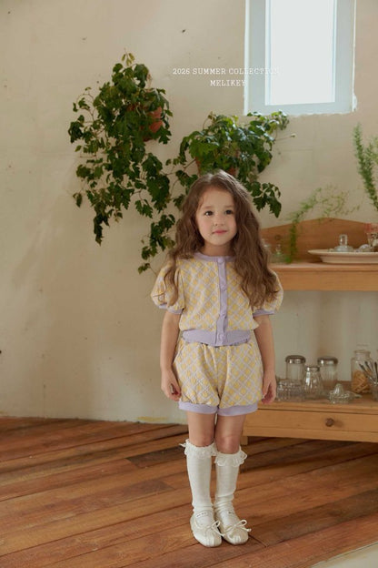 [PRE-ORDER] Elly Frill Knee Socks