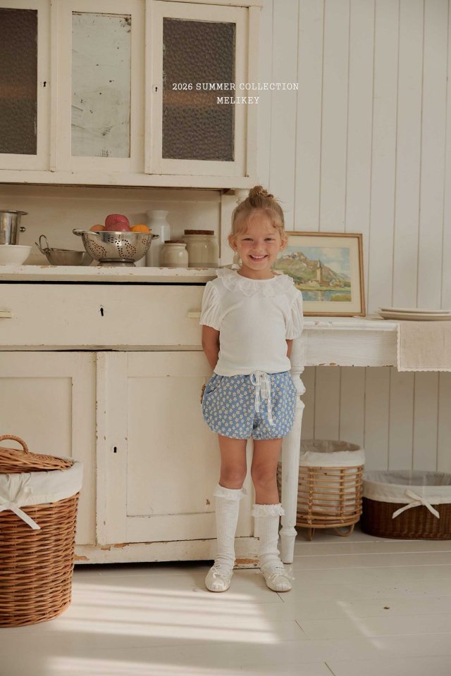 [PRE-ORDER] Elly Frill Knee Socks