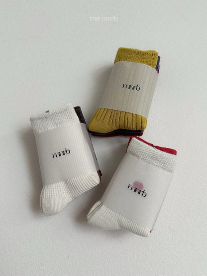[PRE-ORDER] Heart Logo Socks Set