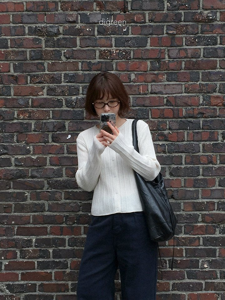[PRE-ORDER] Wiggly Ribbed Cardigan (Mom Couple)