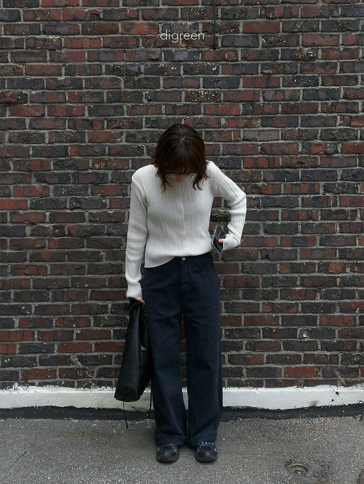 [PRE-ORDER] Wiggly Ribbed Cardigan (Mom Couple)