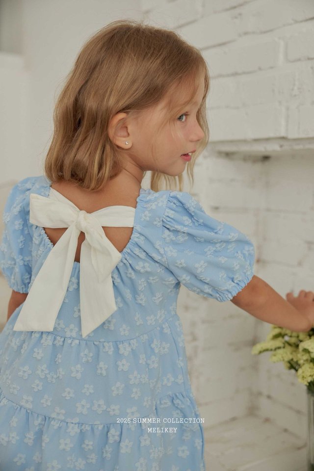 [PRE-ORDER] Shine Back Ribbon Dress