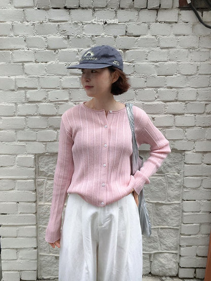 [PRE-ORDER] Wiggly Ribbed Cardigan (Mom Couple)