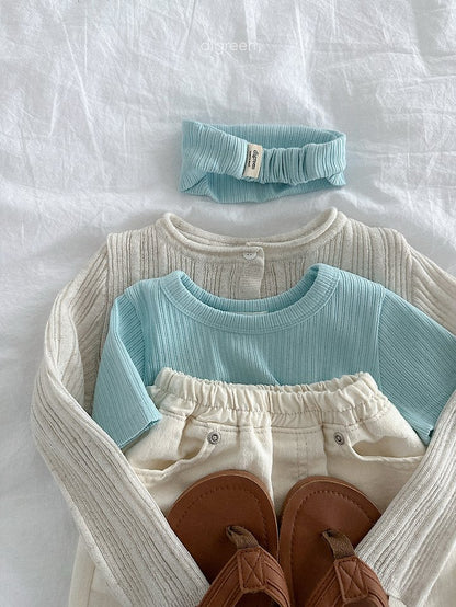 [PRE-ORDER] Wiggly Ribbed Cardigan (Mom Couple)
