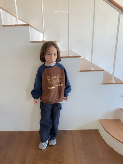 [PRE-ORDER] Bear Raglan Sweatshirts