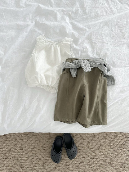 [PRE-ORDER] Wiggly Ribbed Cardigan (Mom Couple)