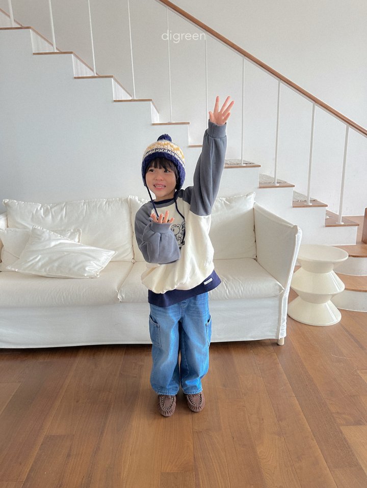 [PRE-ORDER] Bear Raglan Sweatshirts