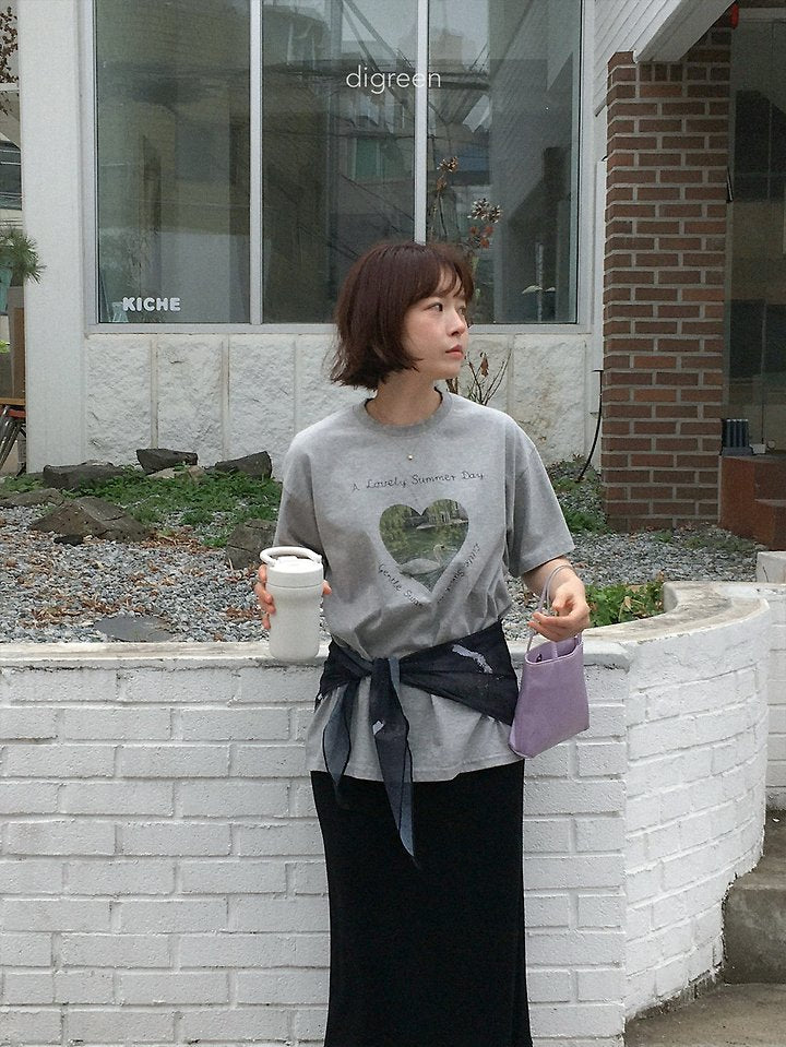[PRE-ORDER] Pure Swan T-Shirts (Mom Couple)