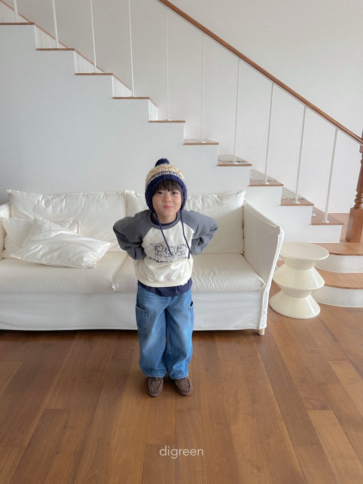 [PRE-ORDER] Bear Raglan Sweatshirts