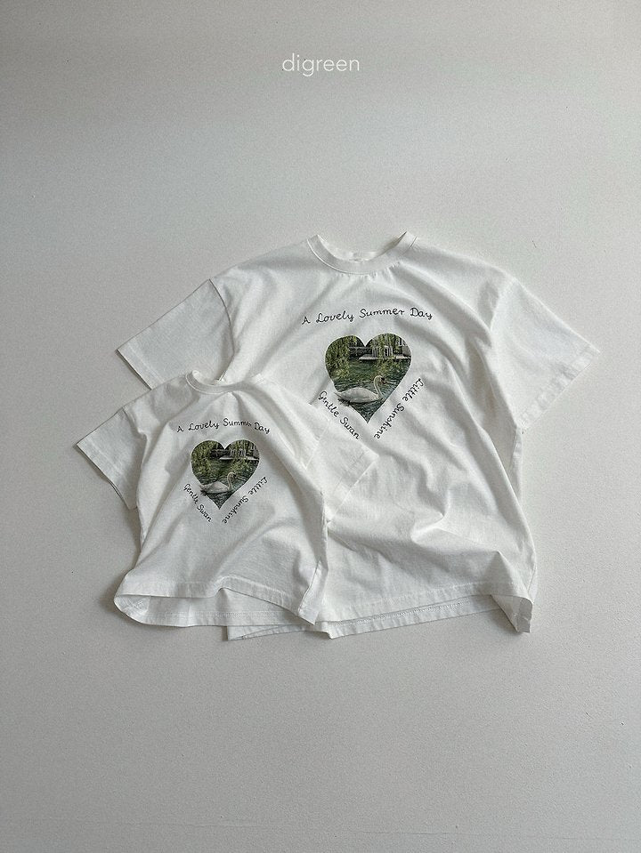 [PRE-ORDER] Pure Swan T-Shirts (Mom Couple)
