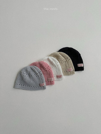 [PRE-ORDER] Robe Eyelet Beanie