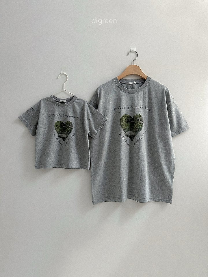 [PRE-ORDER] Pure Swan T-Shirts (Mom Couple)