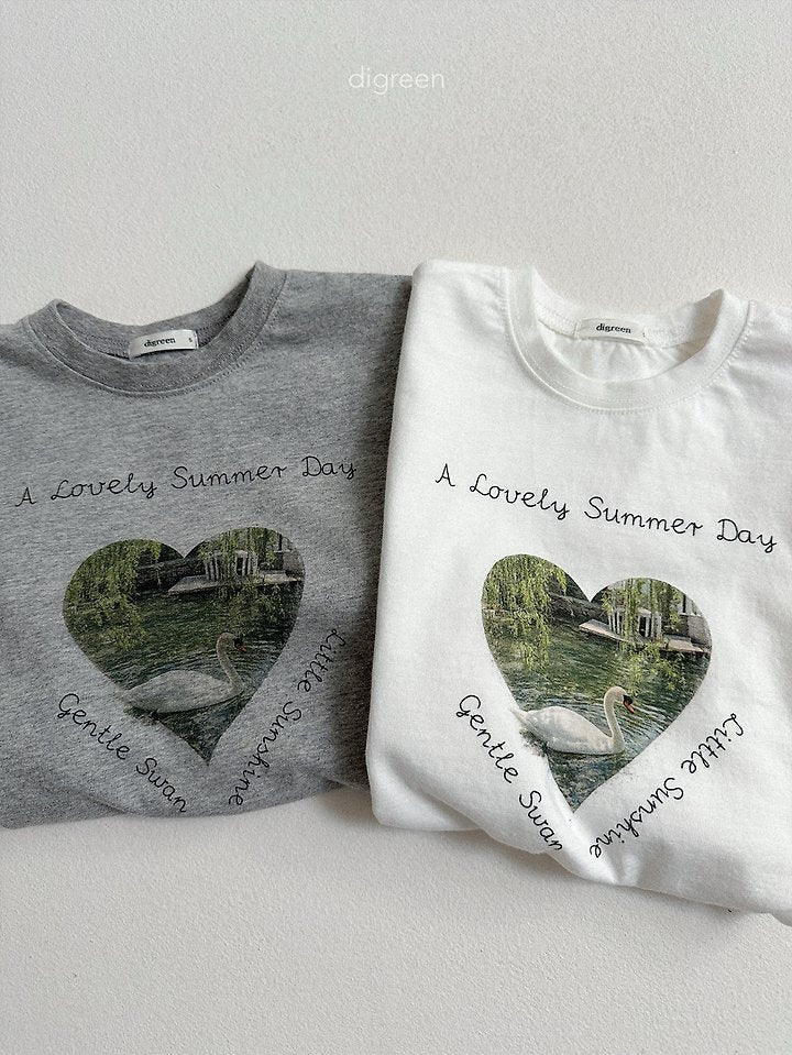 [PRE-ORDER] Pure Swan T-Shirts (Mom Couple)