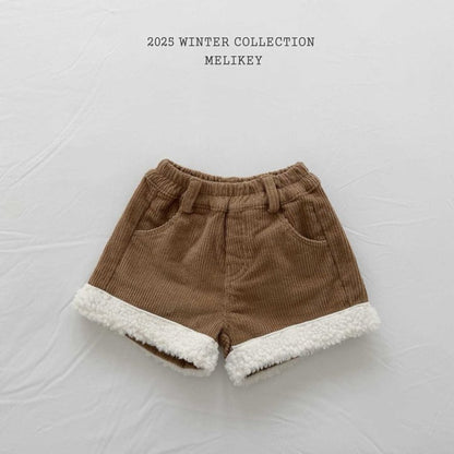[PRE-ORDER] Heart Fur Shorts