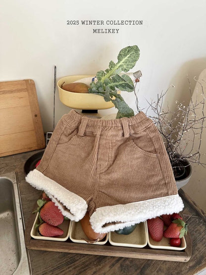 [PRE-ORDER] Heart Fur Shorts