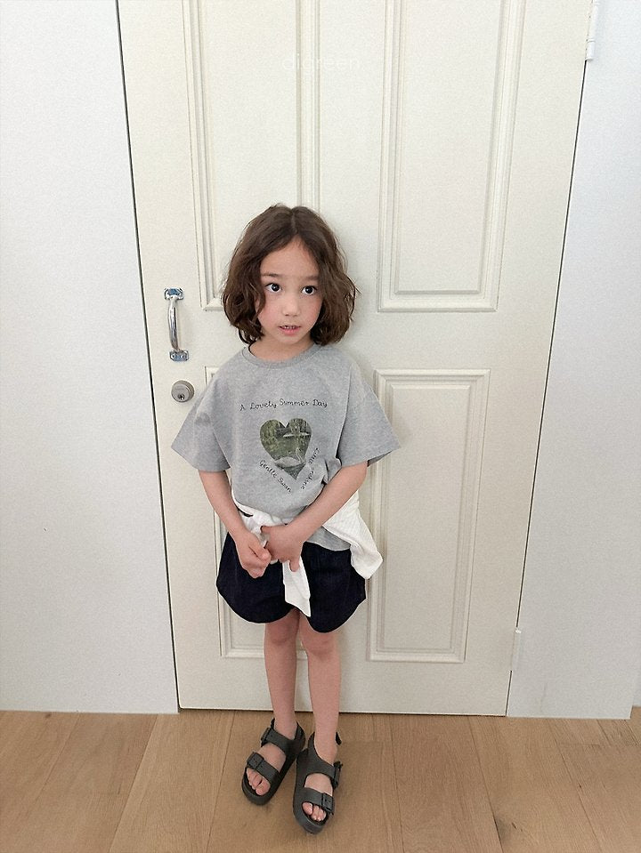 [PRE-ORDER] Pure Swan T-Shirts (Mom Couple)