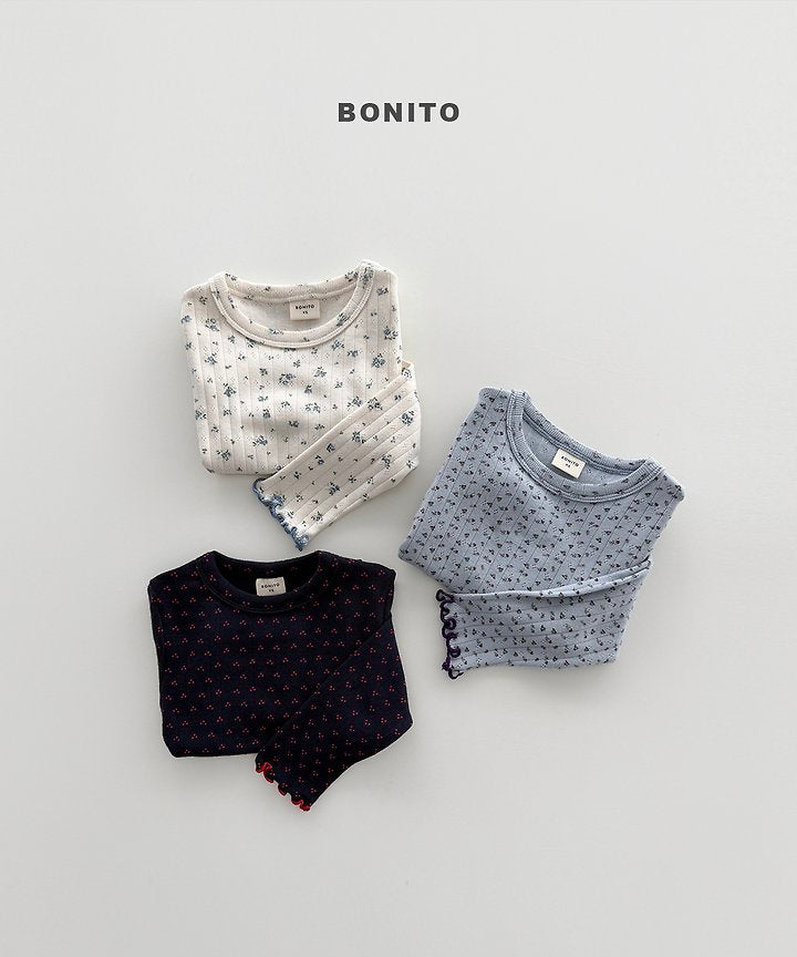 [PRE-ORDER] Eyelet T-Shirts