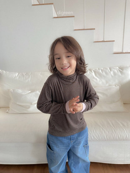 [PRE-ORDER] Layered Turtleneck T-Shirts