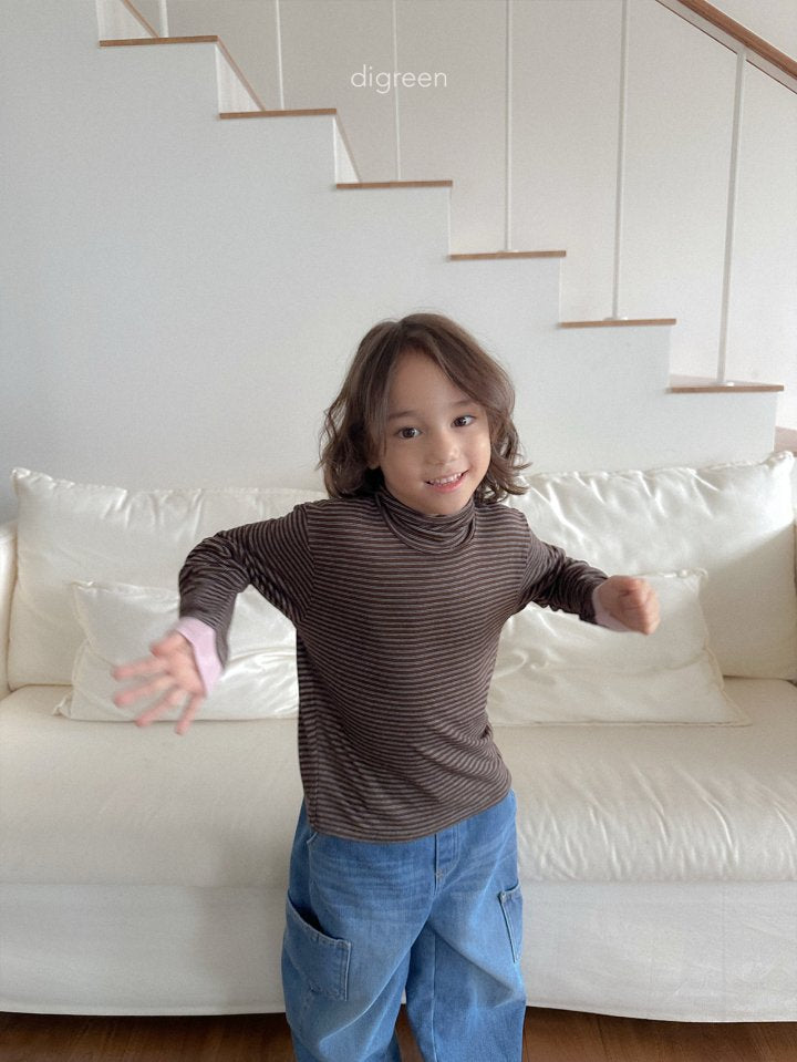 [PRE-ORDER] Layered Turtleneck T-Shirts