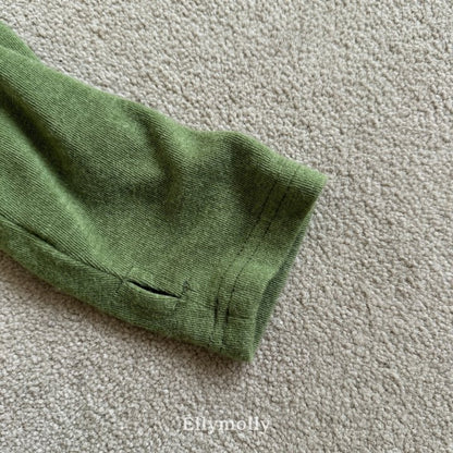 [PRE-ORDER] Snow Warmer Turtleneck T-Shirts