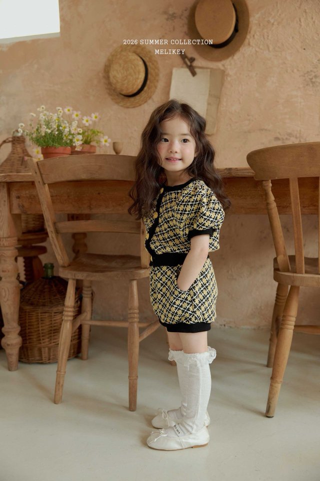 [PRE-ORDER] Rica Floral Puff Cardigan