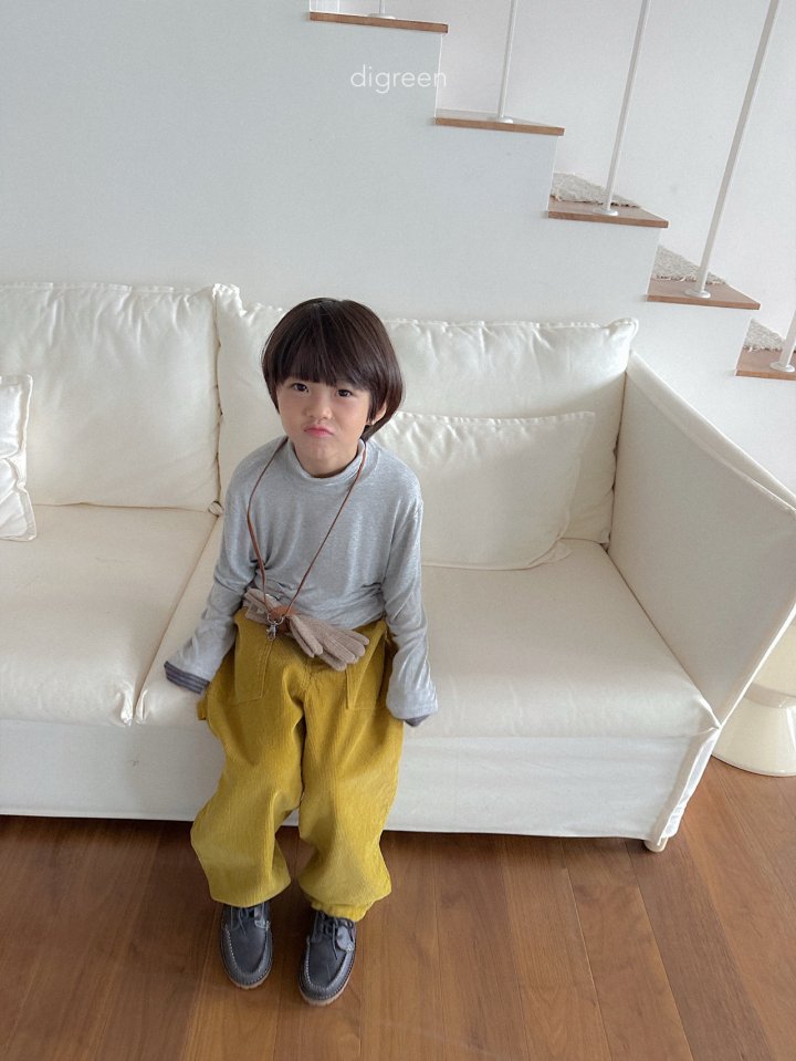 [PRE-ORDER] Layered Turtleneck T-Shirts