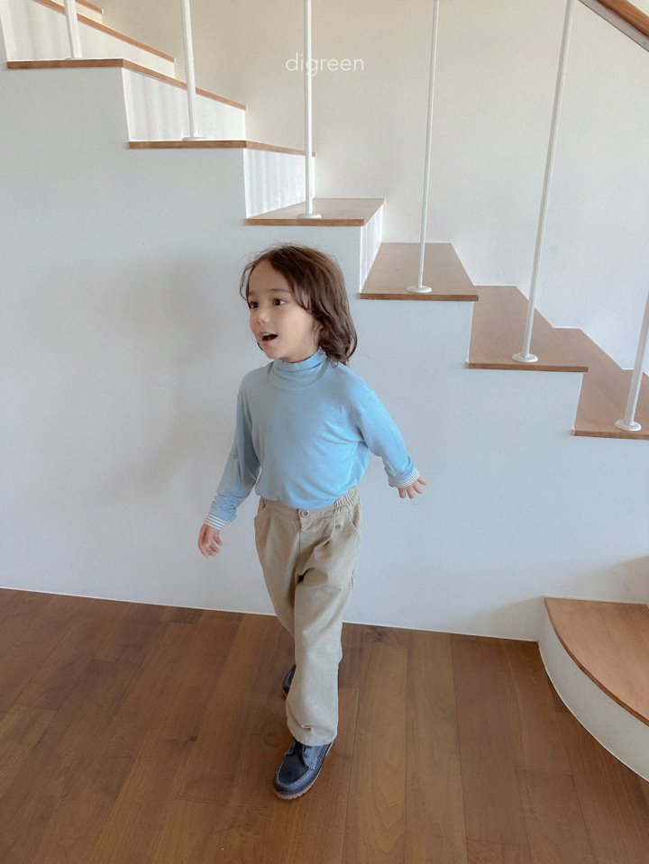 [PRE-ORDER] Layered Turtleneck T-Shirts