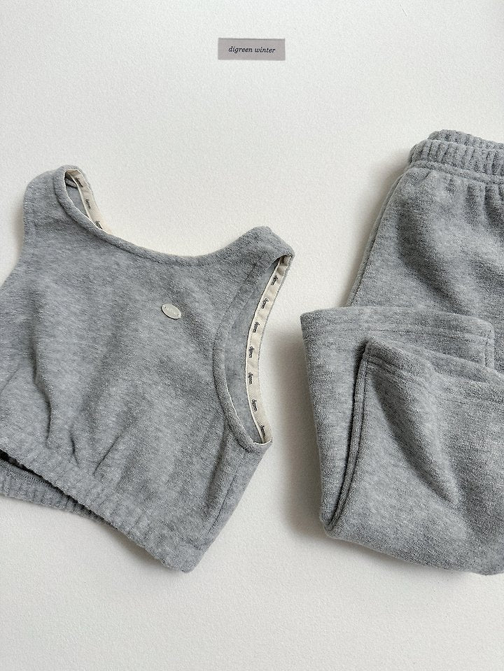 [PRE-ORDER] Moel Vest