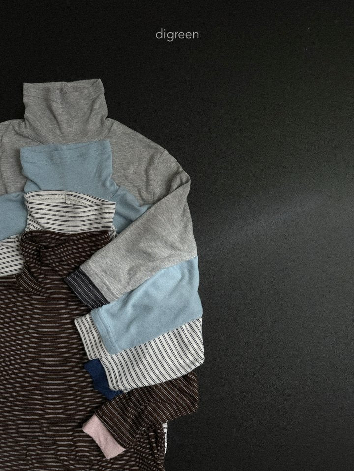 [PRE-ORDER] Layered Turtleneck T-Shirts