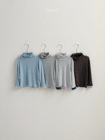 [PRE-ORDER] Layered Turtleneck T-Shirts