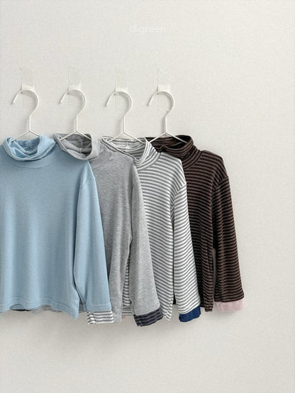 [PRE-ORDER] Layered Turtleneck T-Shirts