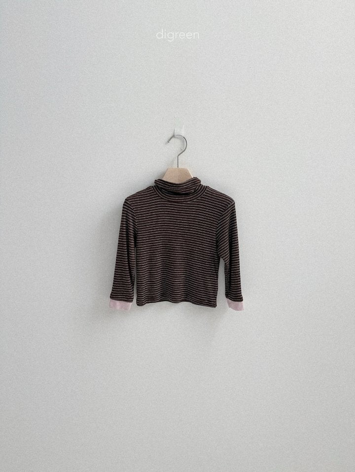 [PRE-ORDER] Layered Turtleneck T-Shirts