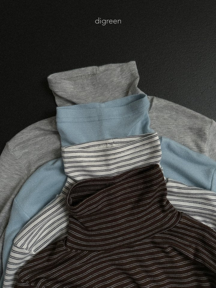 [PRE-ORDER] Layered Turtleneck T-Shirts