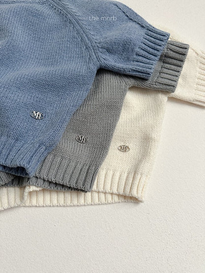 [PRE-ORDER] Emblem 3/4 Sleeve Sweater Top