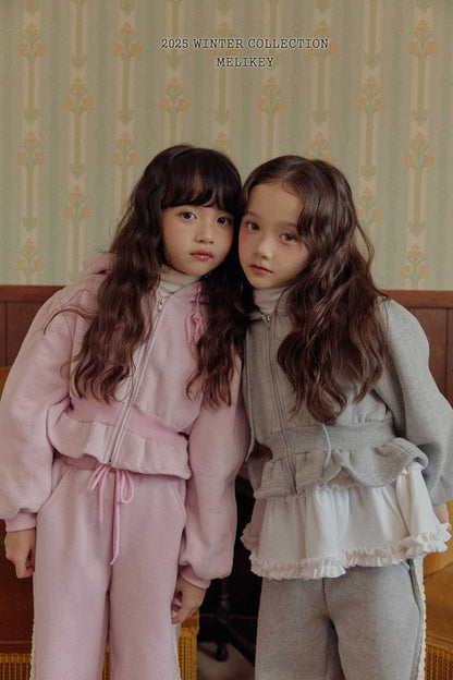 [PRE-ORDER] Crop Frill Hoodie Jacket