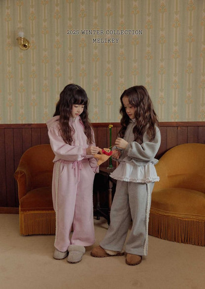 [PRE-ORDER] Crop Frill Hoodie Jacket