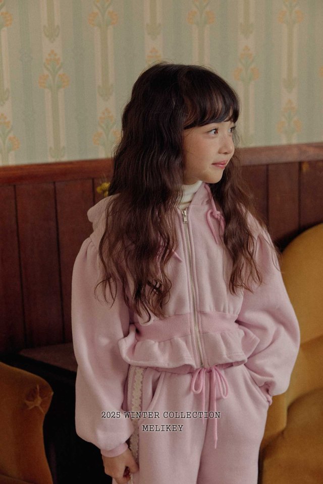 [PRE-ORDER] Crop Frill Hoodie Jacket