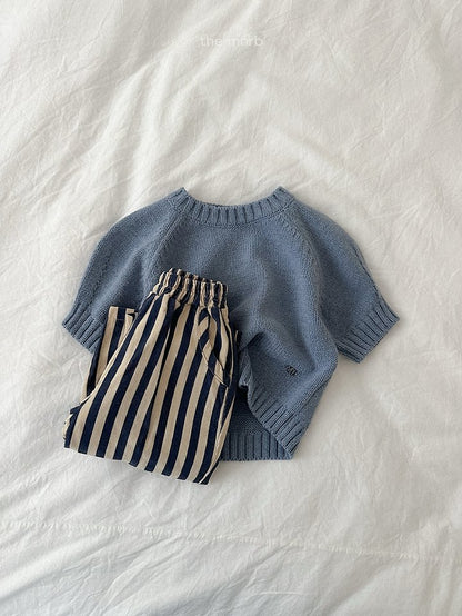 [PRE-ORDER] Emblem 3/4 Sleeve Sweater Top