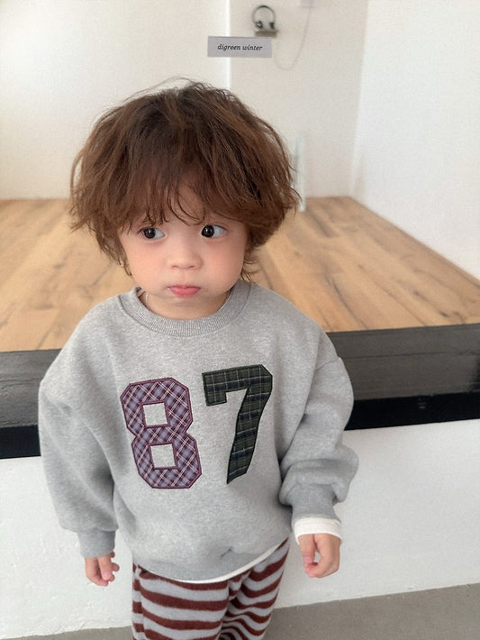 [PRE-ORDER] Fluffy Sweatshirts