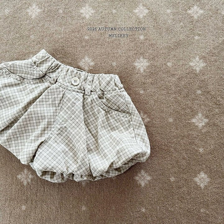 [PRE-ORDER] Pint Pumpkin Shorts