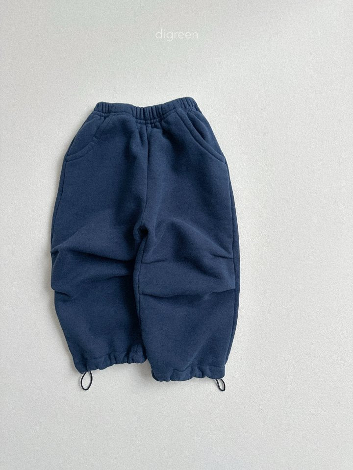 [PRE-ORDER] Pin-Tuck Jogger Pants