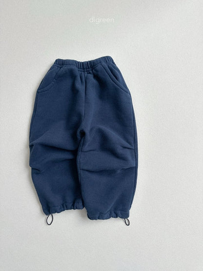 [PRE-ORDER] Pin-Tuck Jogger Pants