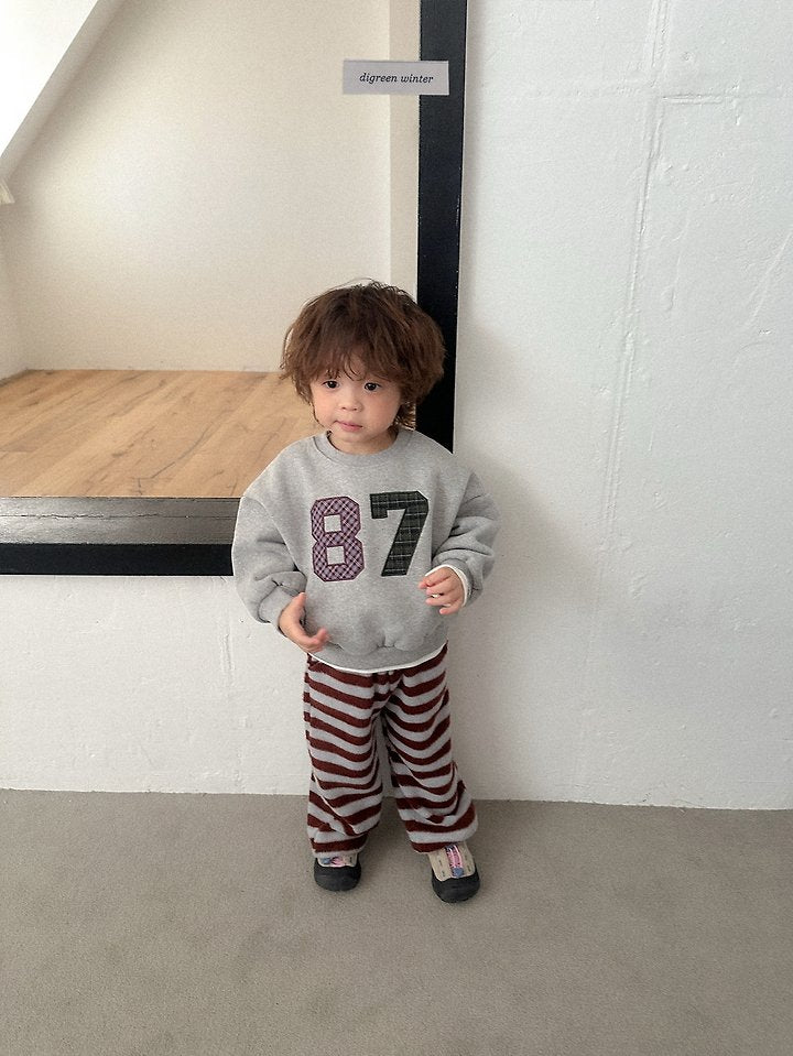[PRE-ORDER] Fluffy Sweatshirts
