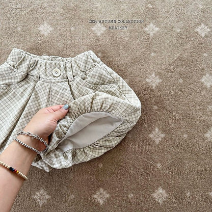 [PRE-ORDER] Pint Pumpkin Shorts