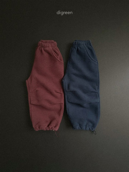 [PRE-ORDER] Pin-Tuck Jogger Pants