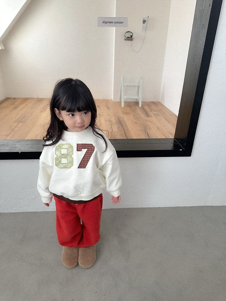 [PRE-ORDER] Fluffy Sweatshirts