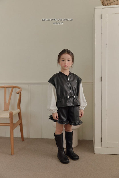 [PRE-ORDER] Faux Leather Shorts