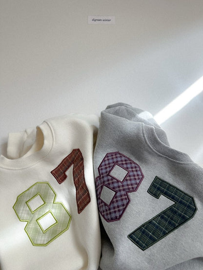 [PRE-ORDER] Fluffy Sweatshirts