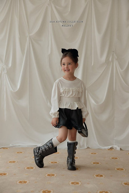[PRE-ORDER] Faux Leather Shorts