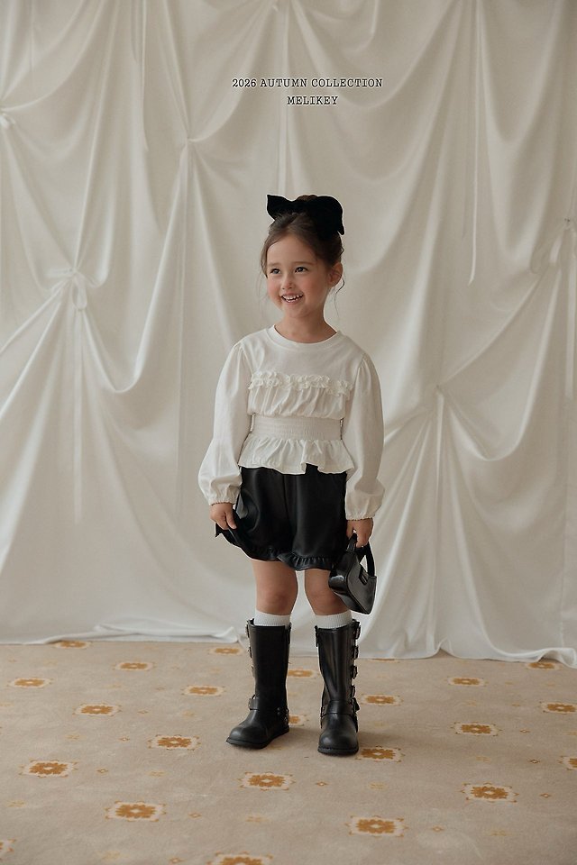 [PRE-ORDER] Faux Leather Shorts